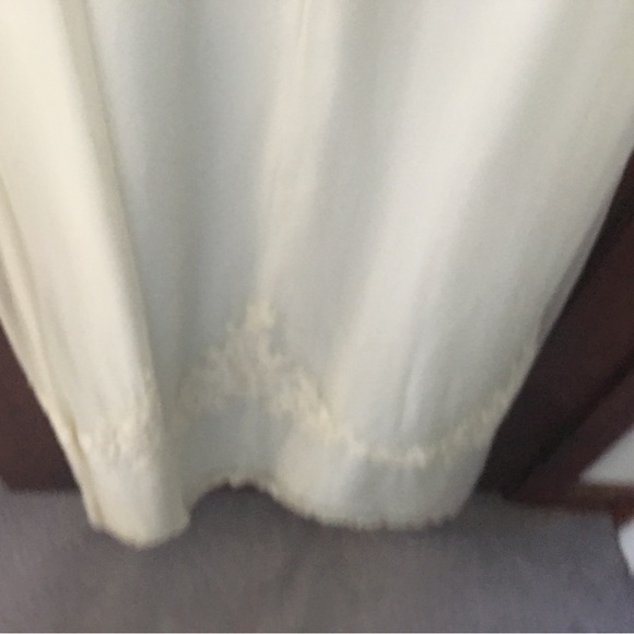 Vintage handmade wedding dress 1960s - Picture 6 of 13